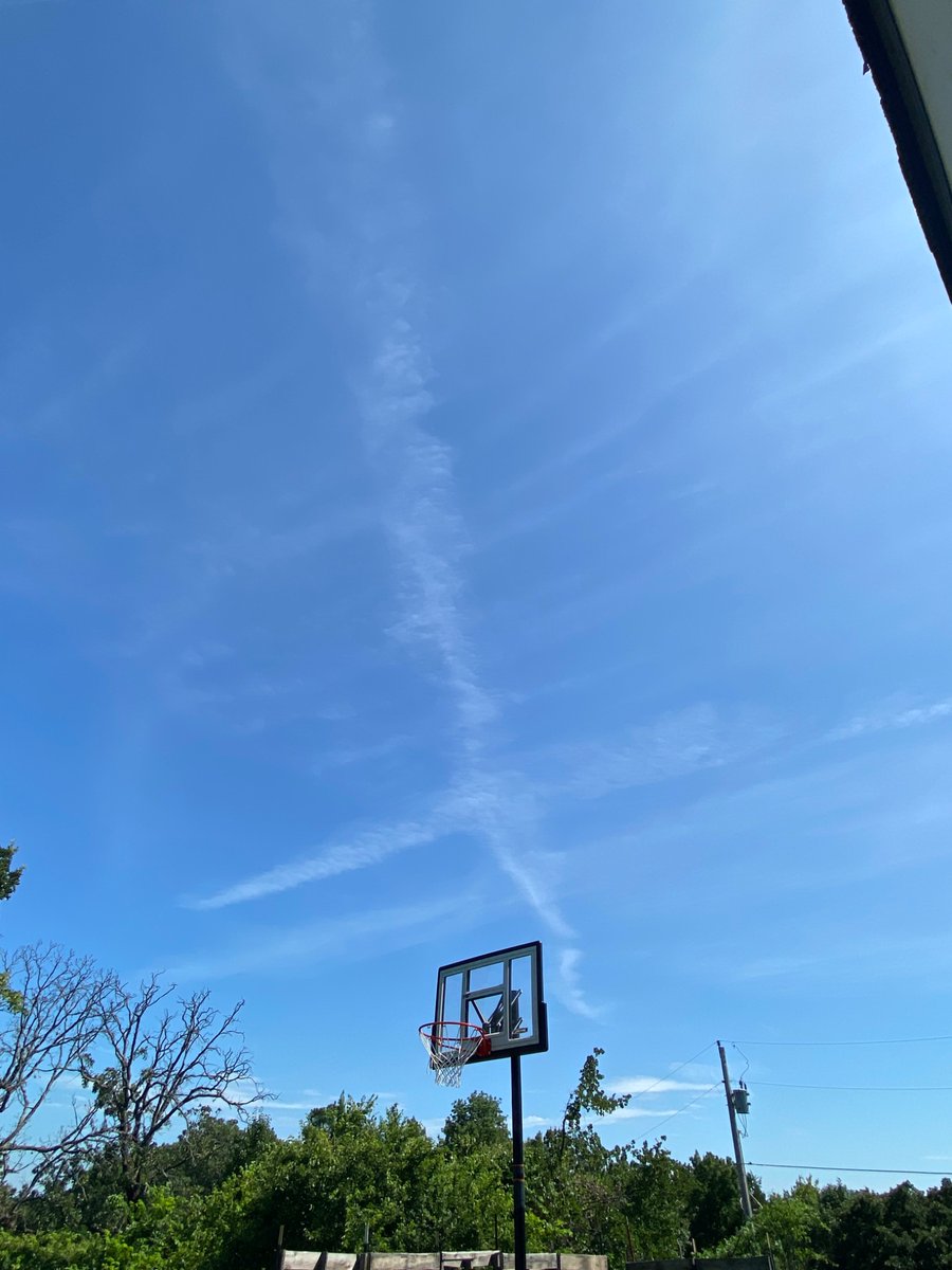Dee2000Derek's tweet photo. @Chemtrail101 https://t.co/PAd3i7r63t