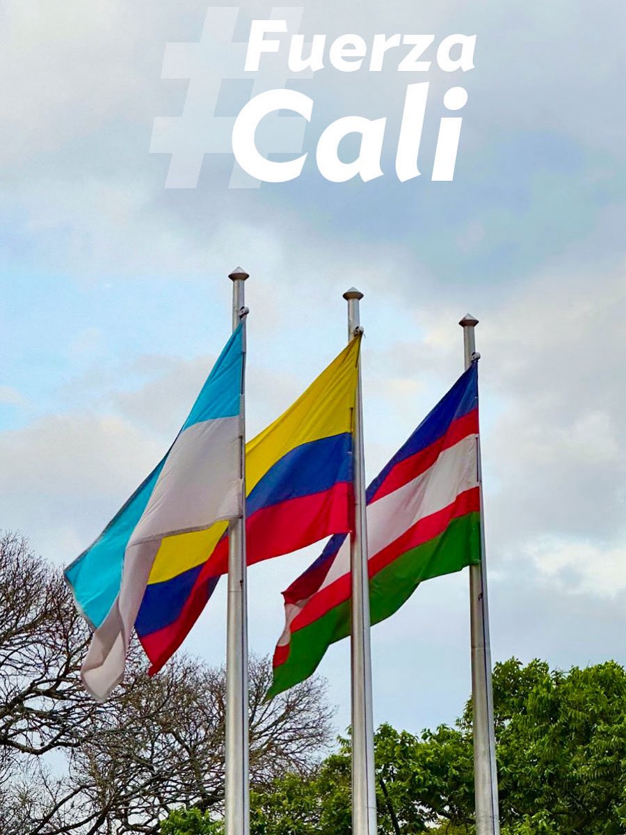 FundacionWWBCol's tweet photo. Desde la Fundación WWB Colombia expresamos nuestra solidaridad con las familias y víctimas de los dolorosos hechos ocurridos ayer en #Cali.

Rechazamos toda forma de violencia y reafirmamos nuestro compromiso con la vida, la paz y la construcción de un futuro más justo y seguro para todas y todos. #FuerzaCali