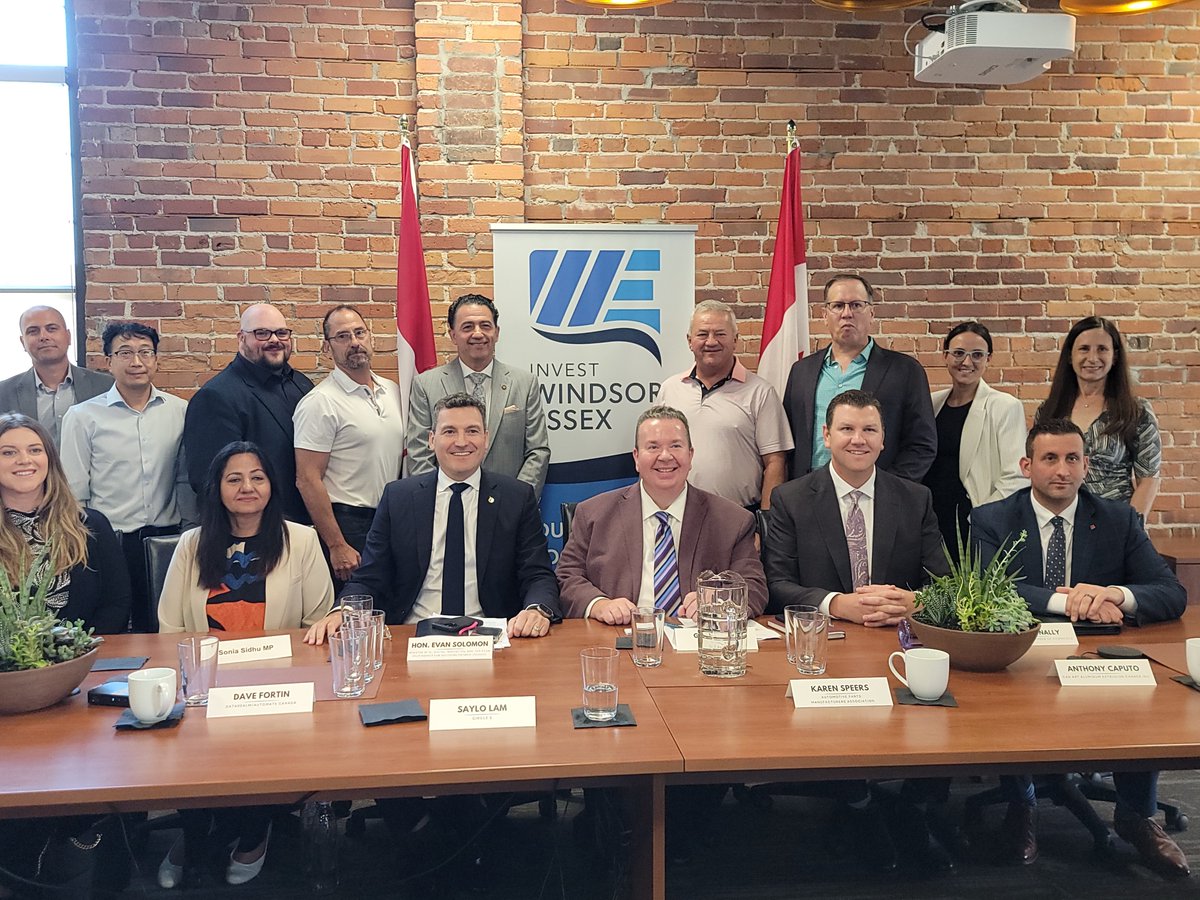 _investwe's tweet photo. We are pleased to welcome to #WindsorEssex, the Honourable @EvanLSolomon, Minister Responsible for @FedDevOntario as well as #FedDev’s President @FDOPresident Nancy Gardiner and Linda Cousineau, VP business, innovation and community development. Today, we were joined by auto company reps and ecosystem partners for a roundtable discussion focused on challenges and strategies around U.S. tariffs, trade disruption and the impacts on Canada’s automotive industry.
@GordonOrr66 @WendyLStark | @WERCofC @RyanDonally @Raed_Kadri1 @APMACanada