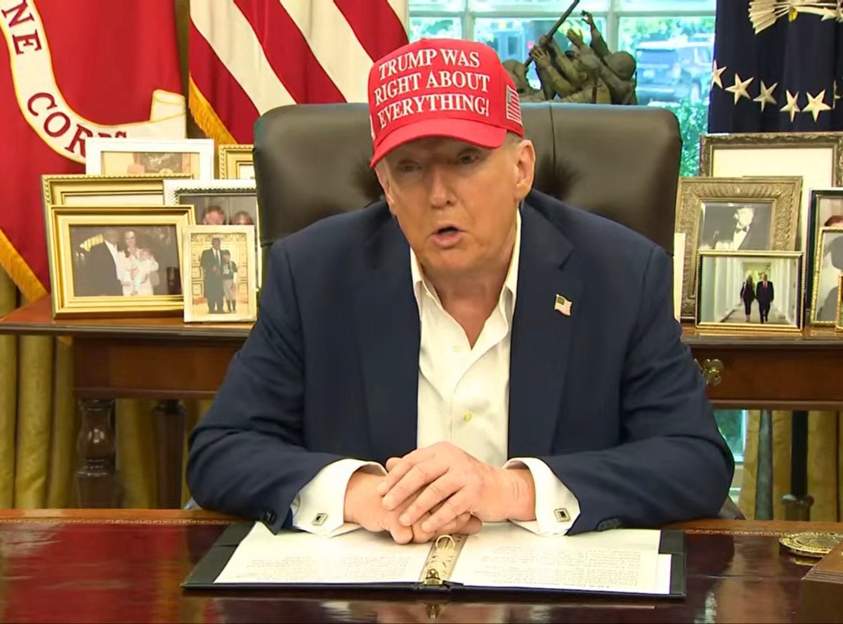 VINTAGE TRUMP.
No tie. Oval Office.
Dragon energy. Meme magic.
Right about everything.
THE MAIN CHARACTER.