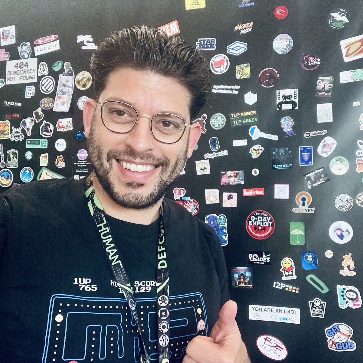 mhudobnik's tweet image. A #packet sniffer’s gins 😁…not too long ago 👨🏻‍💻.

Showed up for the talks 👾. Got distracted by #WiFi toys 🕹️ &amp;amp; shiny #lockpicks 🗝️.

10/10 \o/. #HackThePlanet