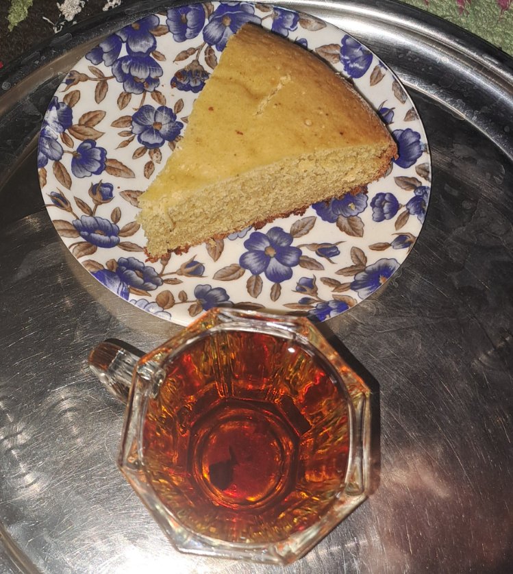 شما آب می‌خورید چاق میشید
ما هرچی کیک میخوریم باز تارگت کالری روزانه رو نمیزنیم
ما مثل هم نیستیم