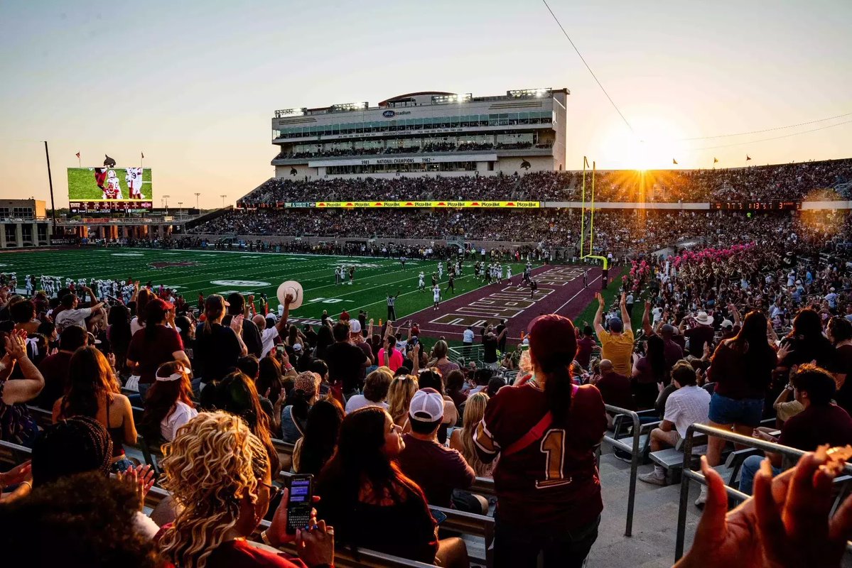 π©πππππβπ©π©βπ©ππππ (@iam_bb4) on Twitter photo #AGTG Very blessed to receive an offer from Texas State University!!
<a href="/BWells409/">Ben Wells</a>
<a href="/CoachDexG4WYW/">Dexter Mccoil Sr.</a>
<a href="/_CoachGregg/">Matthew Gregg</a>
<a href="/Coach_Stuck/">David Stuckman</a>
<a href="/THillBAFootball/">Travis Hill</a>
<a href="/CoachReed_/">Keenan Reed</a>
<a href="/jaywilkinson/">Jay Wilkinson</a> <a href="/TheCoachJoShow/">Prentice</a> <a href="/dhglover/">πCoach Gloveπ</a>
<a href="/ChadSimmons_/">ChadSimmons</a> <a href="/samspiegs/">Sam Spiegelman</a> <a href="/LemmingReport/">Tom Lemming</a> <a href="/TomLoy247/">Tom Loy</a>
<a href="/RivalsFriedman/">Adam Friedman</a>
<a href="/TheUCReport/">Billy Tucker</a> #AGTG Very blessed to receive an offer from Texas State University!!
<a href="/BWells409/">Ben Wells</a>
<a href="/CoachDexG4WYW/">Dexter Mccoil Sr.</a>
<a href="/_CoachGregg/">Matthew Gregg</a>
<a href="/Coach_Stuck/">David Stuckman</a>
<a href="/THillBAFootball/">Travis Hill</a>
<a href="/CoachReed_/">Keenan Reed</a>
<a href="/jaywilkinson/">Jay Wilkinson</a> <a href="/TheCoachJoShow/">Prentice</a> <a href="/dhglover/">πCoach Gloveπ</a>
<a href="/ChadSimmons_/">ChadSimmons</a> <a href="/samspiegs/">Sam Spiegelman</a> <a href="/LemmingReport/">Tom Lemming</a> <a href="/TomLoy247/">Tom Loy</a>
<a href="/RivalsFriedman/">Adam Friedman</a>
<a href="/TheUCReport/">Billy Tucker</a>