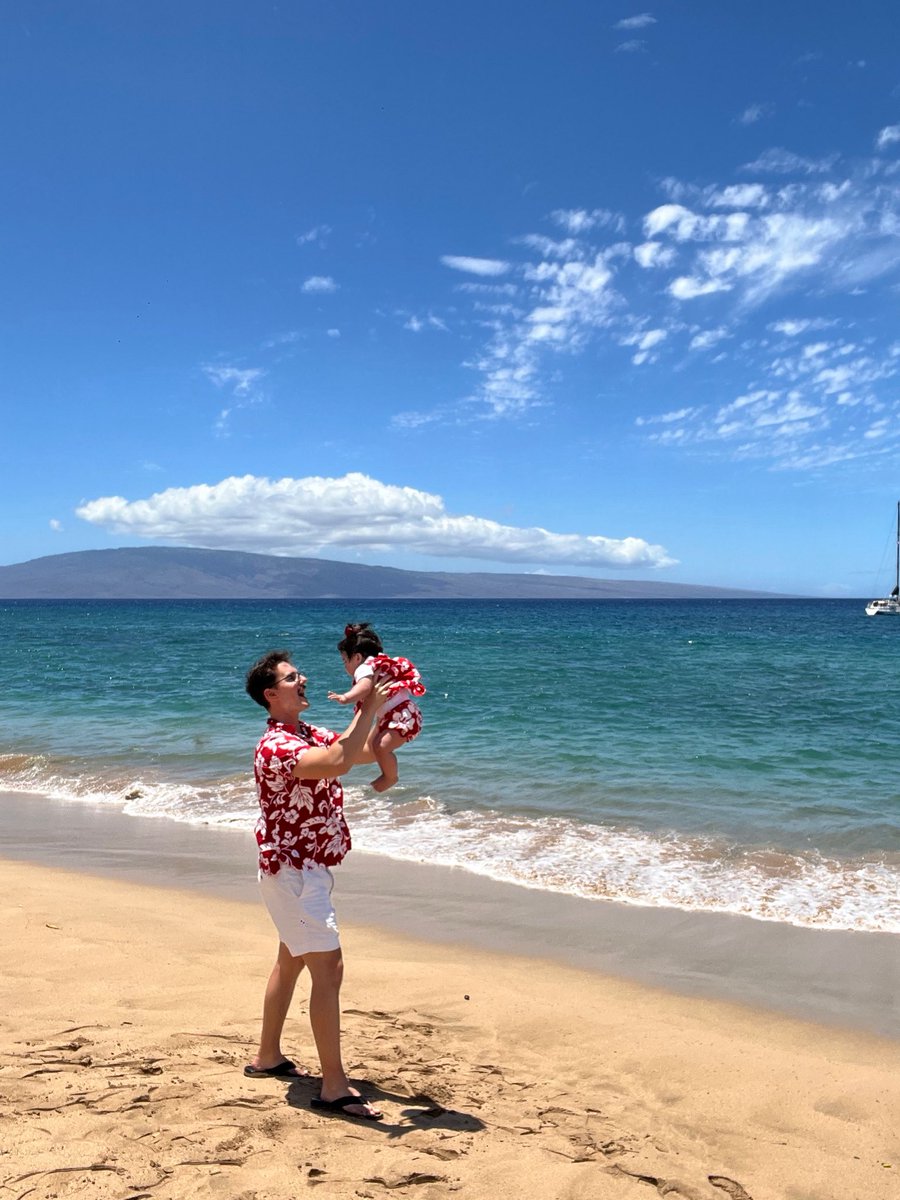 Rallied's tweet photo. The dragon has been disconnected and working on his tan. The ladies are also having an awesome time.

Hope you’re having a great day. https://t.co/nDPzxzWPmI