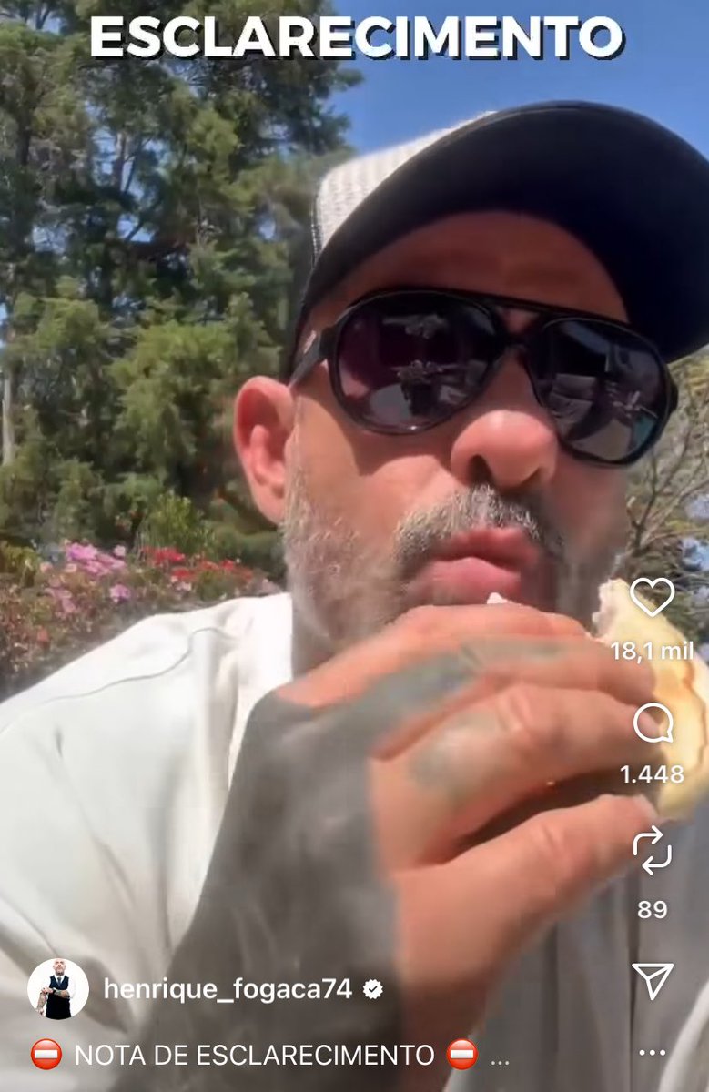 thkalinda's tweet photo. o henrique aproveitando o circo que tá com o nome da paola e dele e fazendo vídeo se pronunciando com publi e detalhe… comendo uma empanada
OS DOIS NÃO DÃO PAZ https://t.co/4AiYewjYwN