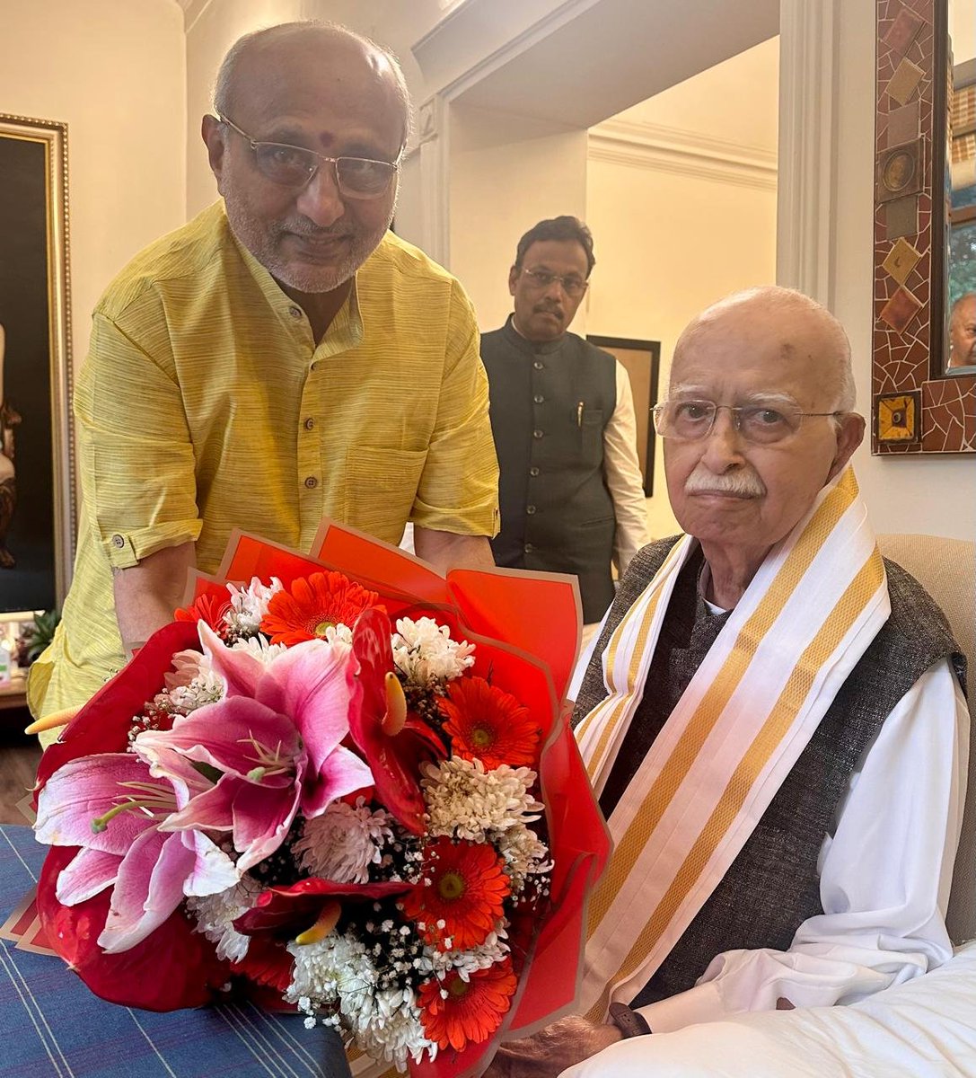 Upendrra Rai (@upendrrarai) on Twitter photo NDA Vice Presidential candidate <a href="/CPRGuv/">CP Radhakrishnan</a> meets #BharatRatna and veteran BJP leader LK Advani, in Delhi. NDA Vice Presidential candidate <a href="/CPRGuv/">CP Radhakrishnan</a> meets #BharatRatna and veteran BJP leader LK Advani, in Delhi.
