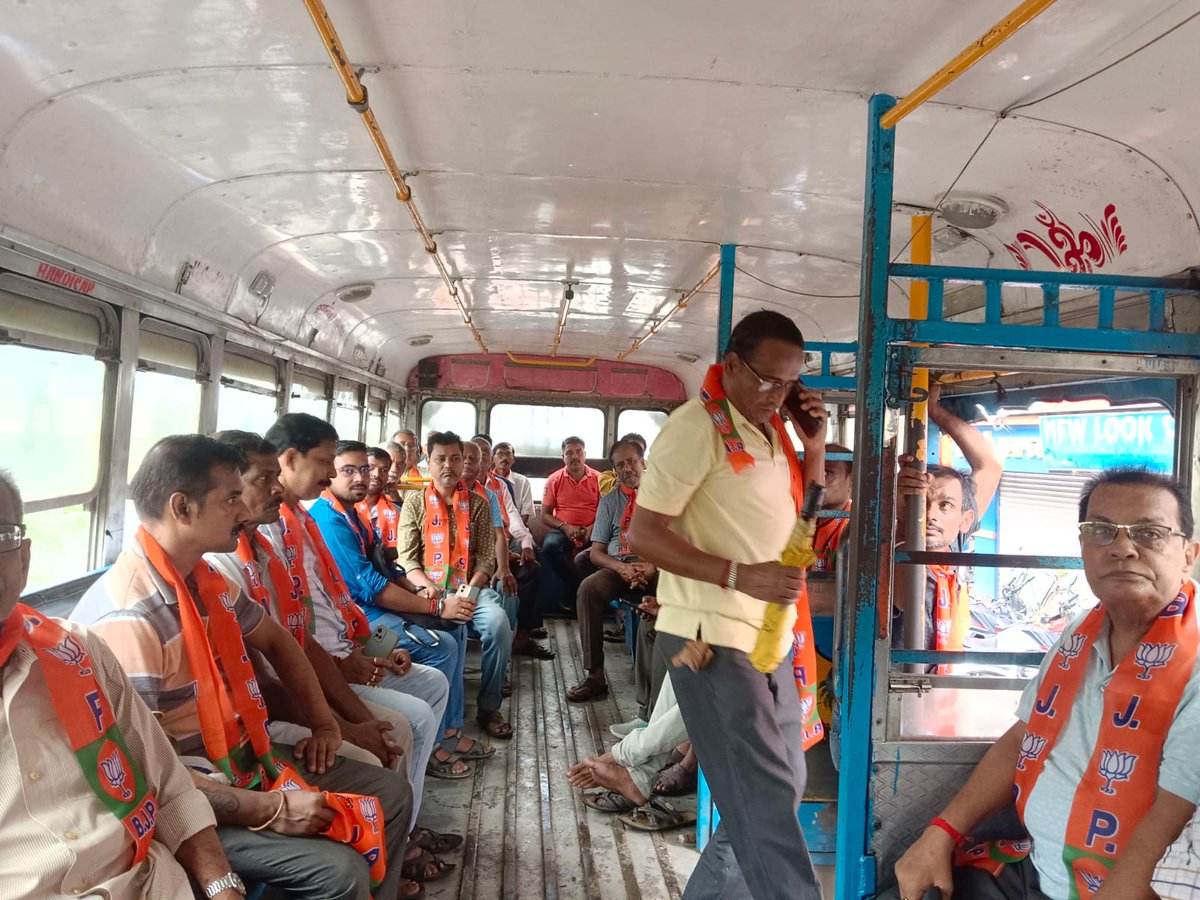 BapiTarak's tweet image. আমরা সবাই,  প্রধানমন্ত্রী নরেন্দ্র মোদি জীর সভায়। 
রাজারজাট নিউটাউন মন্ডল  ৫ 
@SuvenduWB 
@SamikBJP