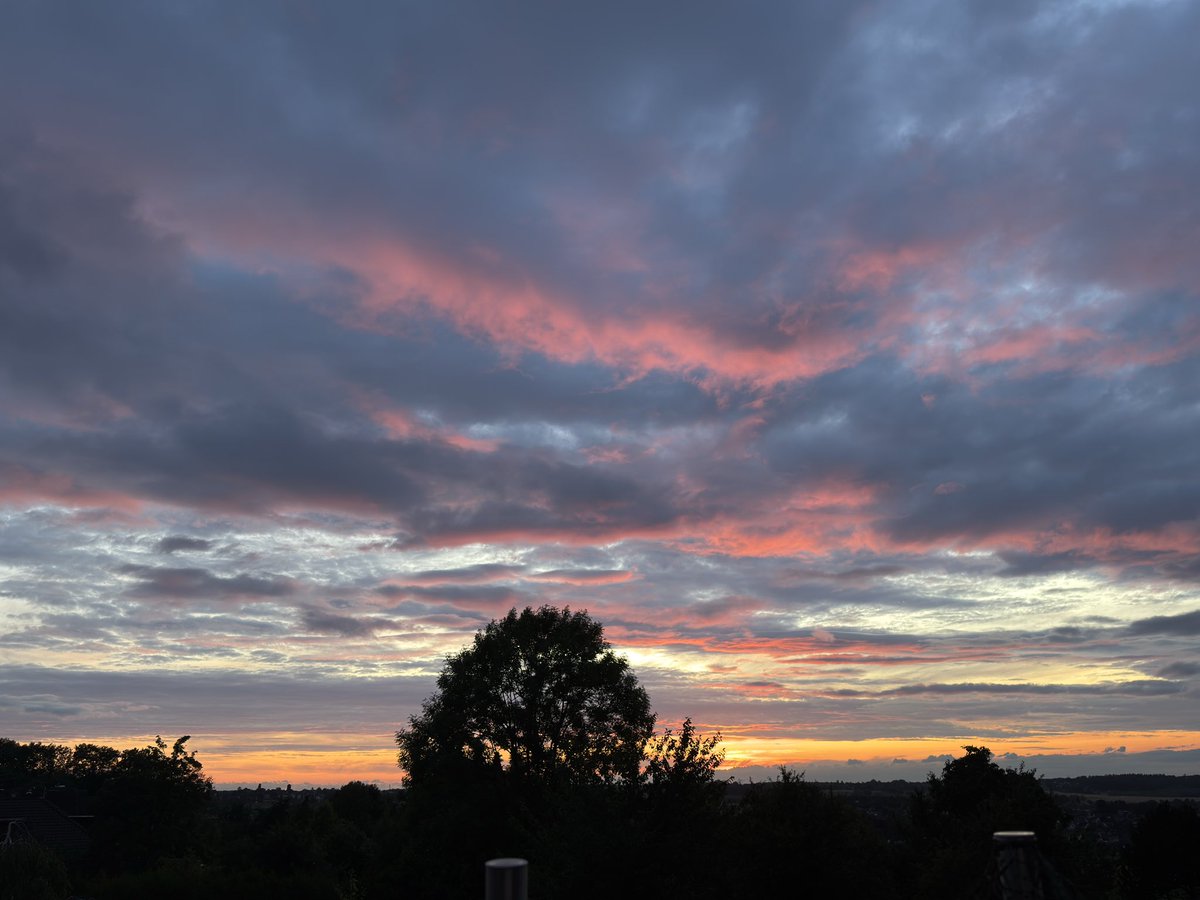 Sonnenuntergang in Stieldorferhohn #Siebengebirge #Königswinter #Stieldorferhohn