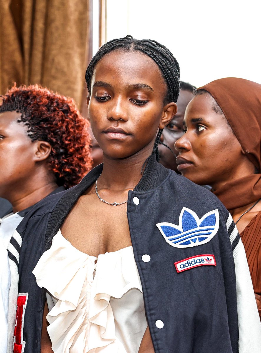 when you look at Eddie Mutwe's doughter and look at yours when you reach home from work,
what really comes into your mind most especially when you were one of those who odered his a rest

These young lads misses there father just like how your kids misses you too
#FREEEDDYMUTWE