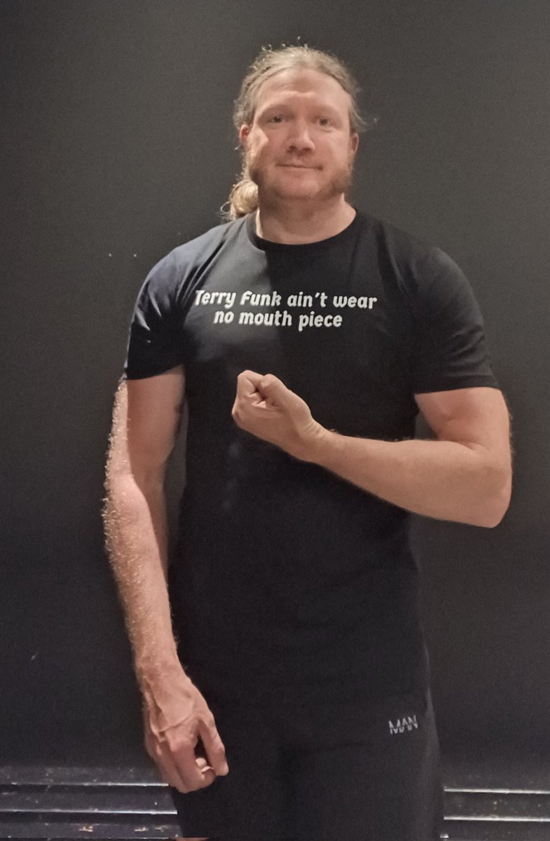 RobertJMcqueen's tweet image. Light(ish) shoulder session, glad it's friday, aside from wednesday taken it easier training, some more PB's to go for sunday, namely 75kg Axle OHP and 100kg PH Farmers walk. Hobby stuff tomorrow.  #MentalHealthMatters #DemBoys