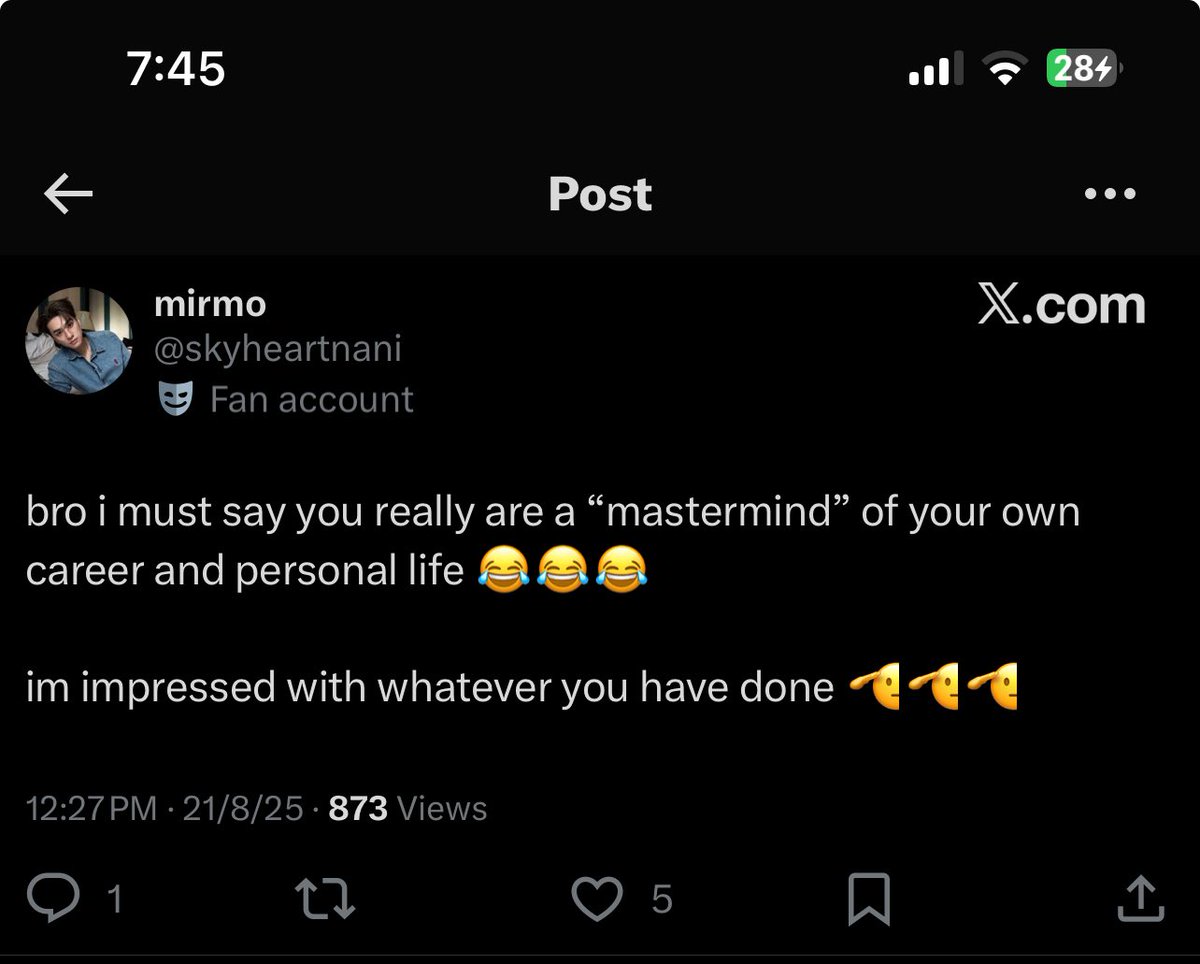 i think it’s high time for y’all to stop treating sknn as objects who are supposed to fulfill your gay fantasies. first hating on ppl mentioning women and sknn in the same sentence and now shading S over some rumors? this person’s behavior is straight up disgusting.