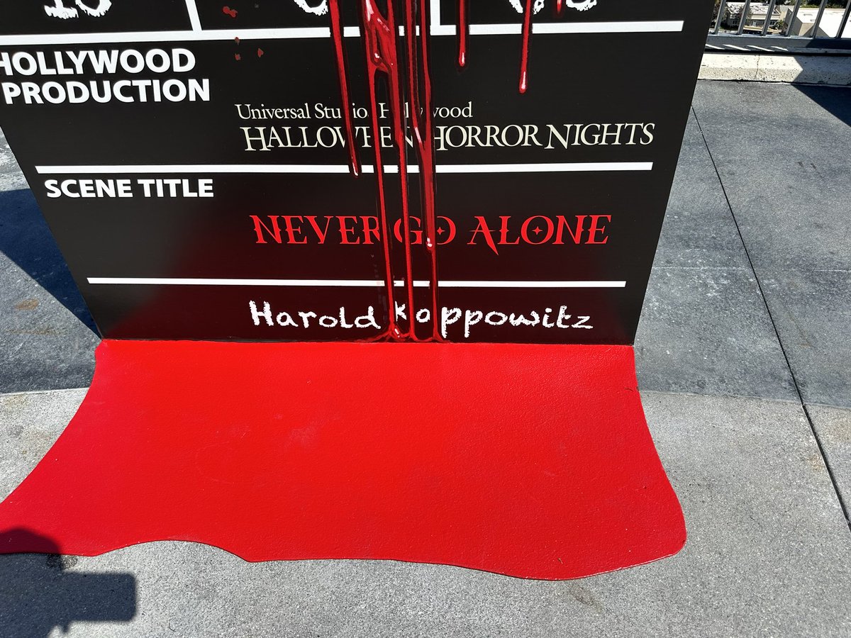 HHN Hollywood Lore is present for this year’s event! Hollywood Harry return in the near future?? 

<a href="/john_murdy/">John Murdy 🎃</a>  #hhn #horrornights #halloweenhorrornights