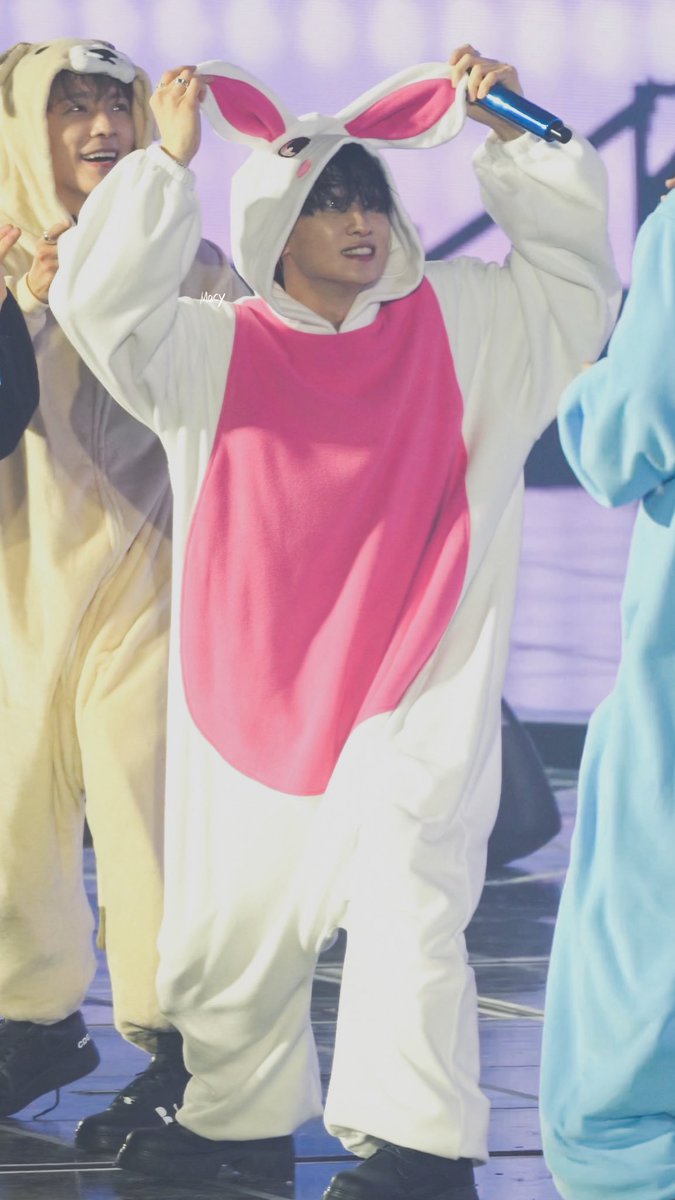 250822 슈퍼쇼10 Day 1
-
Quick review🐰
<a href="/AllRiseSilver/">Dalnim</a> 💙
-
#EUNHYUK #은혁 
#LEEHYUKJAE #이혁재 
#SUPERJUNIOR #슈퍼주니어