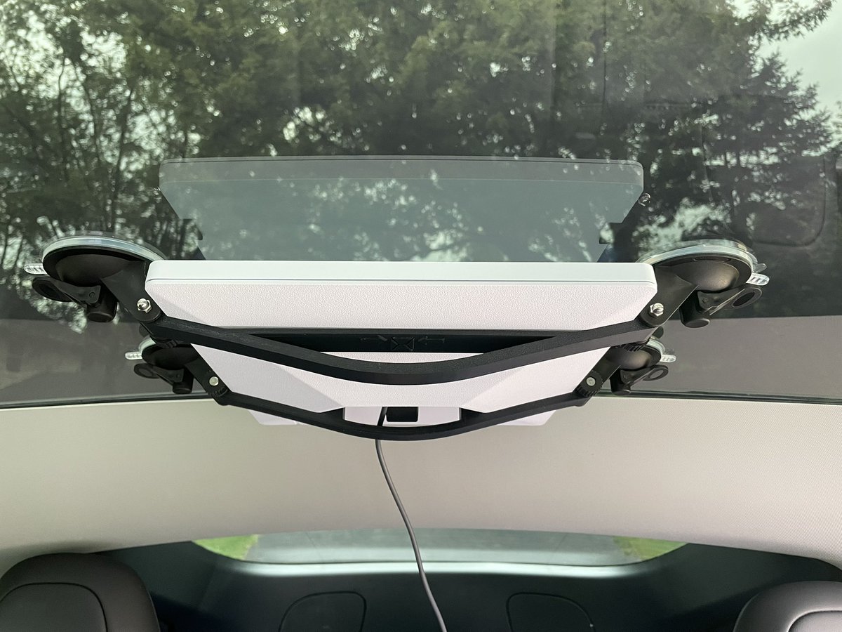 Erik Lutes tweet media