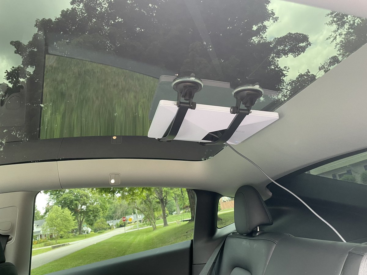 Erik Lutes tweet media