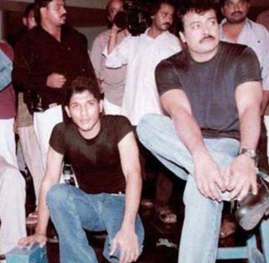 thaNOs™ 🐺 (@thanos_tweetss) on Twitter photo Once again Happy Birthday Chiranjeevi gaaru ❣️
Happy Chiranjeevi Day #Everyone
Love You Boss <a href="/KChiruTweets/">Chiranjeevi Konidela</a> Once again Happy Birthday Chiranjeevi gaaru ❣️
Happy Chiranjeevi Day #Everyone
Love You Boss <a href="/KChiruTweets/">Chiranjeevi Konidela</a>