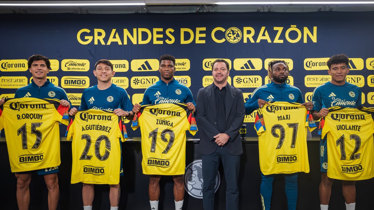 ClubAmerica's tweet photo. El América nunca se detiene, seguimos fortaleciendo al plantel.

Bienvenidos, Águilas. ✨

#GrandesDeCorazón https://t.co/CfhqmD9x4B