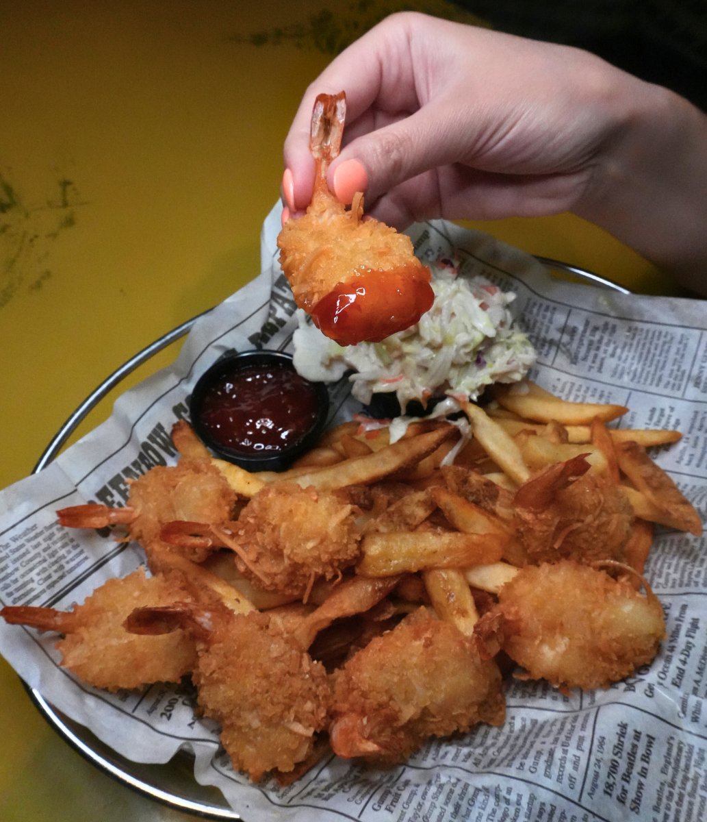 A shrimply delicious dinner awaits you at T-Rex Cafe! 🍤