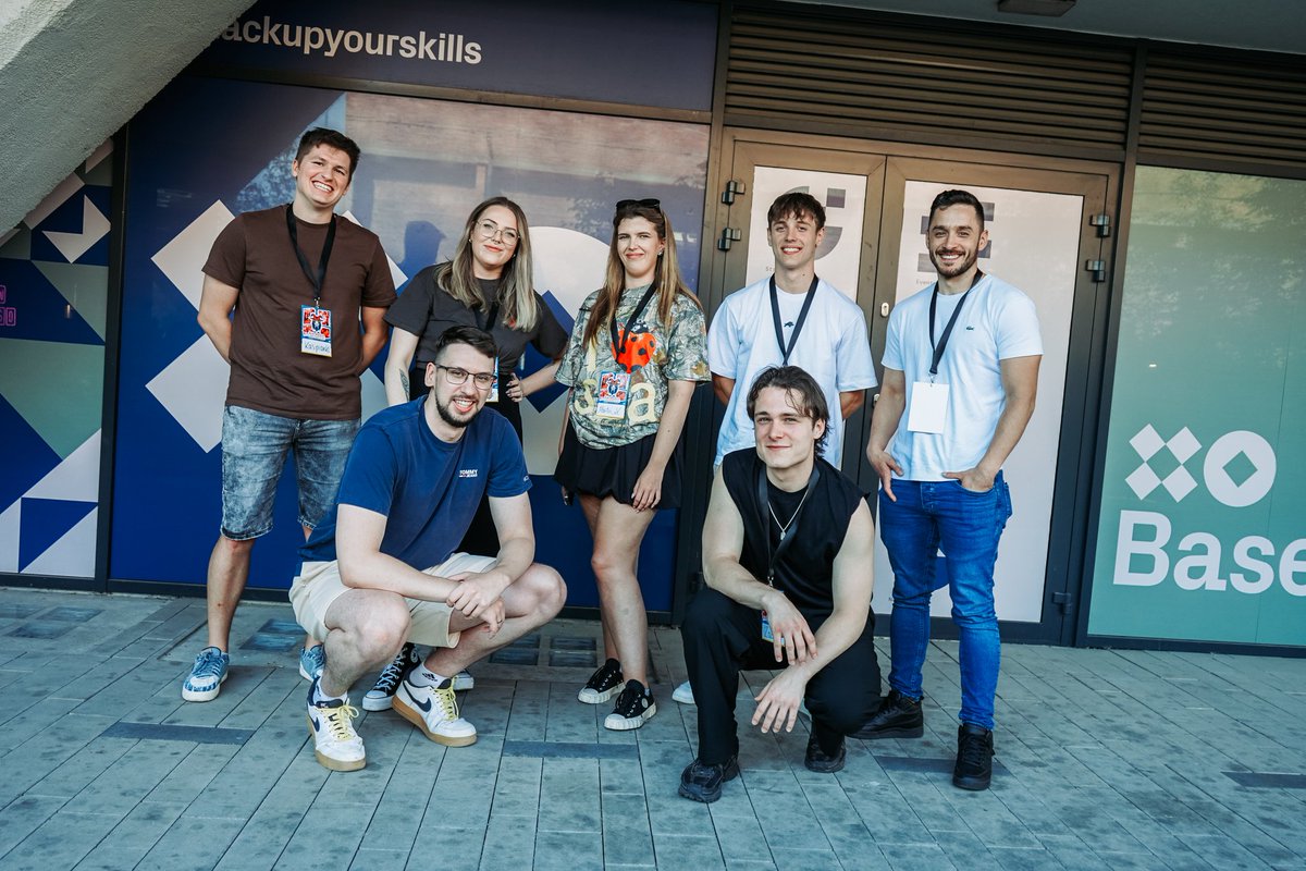 Zeldii__'s tweet image. I never imagined @PLATRivals would grow this much, and it was already our 3rd LAN! 🧡 For me it’s pure passion and gratitude. Our community is more than just a game - it’s friendships for life. Thank you for letting me build this with @xx_Martiii for all of you! 🐐✨️