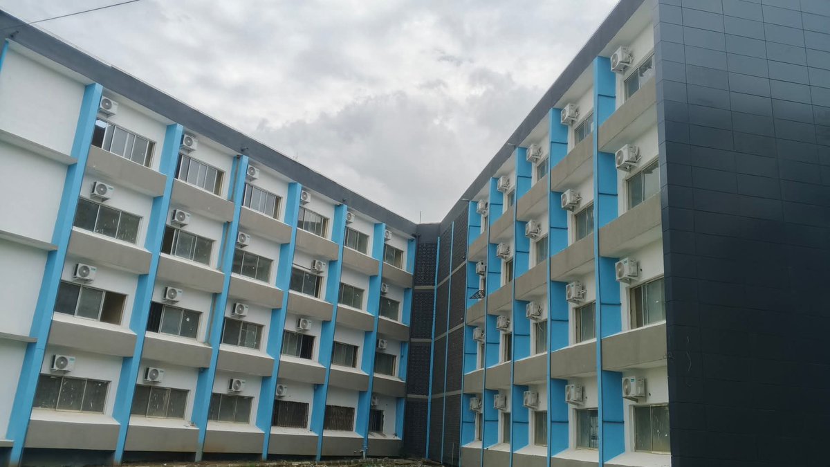 Transformation in progress! 💪

The ongoing construction and renovation of the Niger State Secretariat under the leadership of Farmer Governor Umaru Mohammed Bago  is a clear sign of commitment to development and good governance. 

Step by step, Niger State is rising. ✅