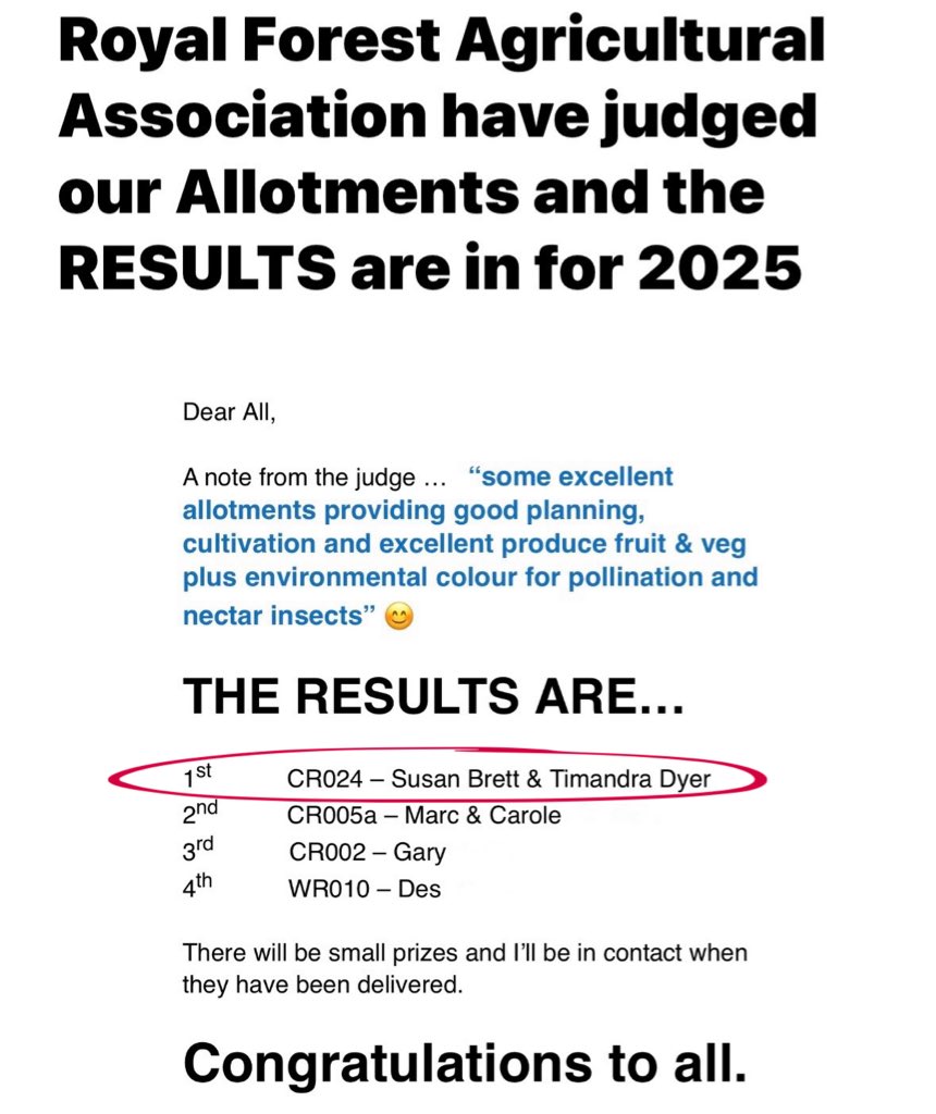 tjd19's tweet image. Friday night sunset down the allotment in the week we won a prize #plot24 #cloud9 #stillchuffed #myhappyplace 😊🌽🧅🥦🌻🐝🦋