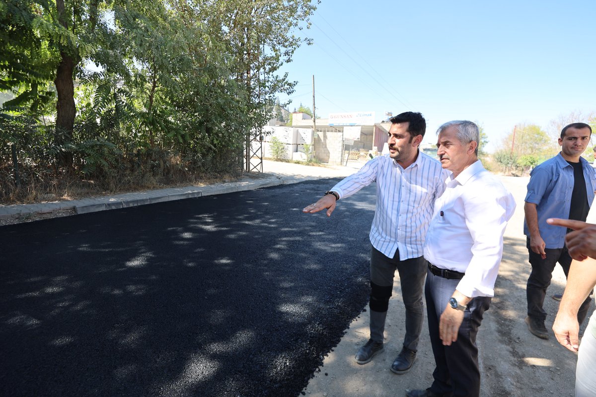 ŞAHİNBEY’DE ASFALT ÇALIŞMALARI SÜRÜYOR 
gercekhaber27.com/sahinbeyde-asf… 

#gaziantep <a href="/sahinbeybel/">Şahinbey Belediyesi</a> <a href="/mtahmazoglu/">Mehmet Tahmazoğlu 🇹🇷</a> <a href="/cumaguzel27/">Cuma Güzel</a> <a href="/mehmet_dinli/">mehmet dinli</a> <a href="/mustafaozturk27/">mustafa öztürk</a> <a href="/sahinbeyhaber27/">Şahinbey Belediyesi Haber</a>