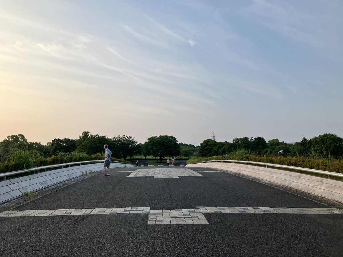 OpenSim_PT's tweet image. 朝散歩に出て来ました。
まだ涼しいです。
福井先生にお呼ばれの際のスライド結局180枚作りました。
もうちょい加える予定です。