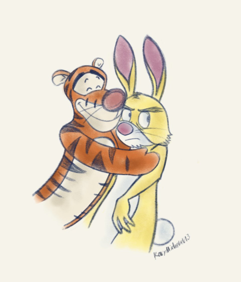 First time drawing them jsjs✨🍯
#winniethepooh