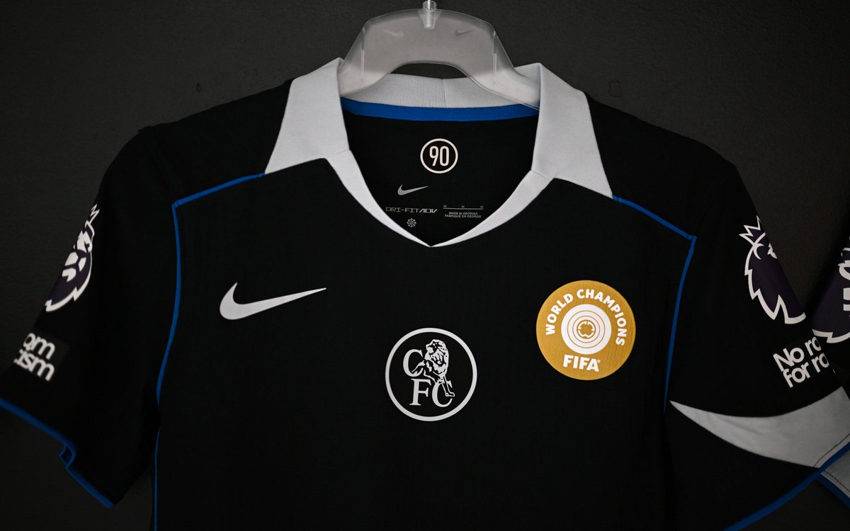 A Nike designer has watched this game in tears, their work ruined by FIFA's gold badge. #WHUCFC