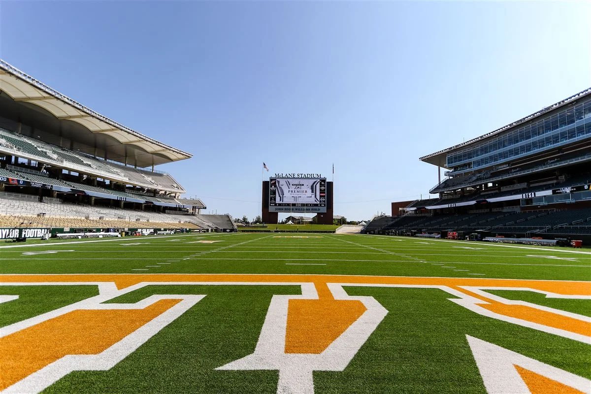 skyselke's tweet photo. I love summer…. But I have an itch. Auburn at McLane! ONE WEEK FROM TODAY! 🙌
#SicEm #bufootball #SportsUpdate
#Big12FB #waco https://t.co/J0rVT4ZDoi