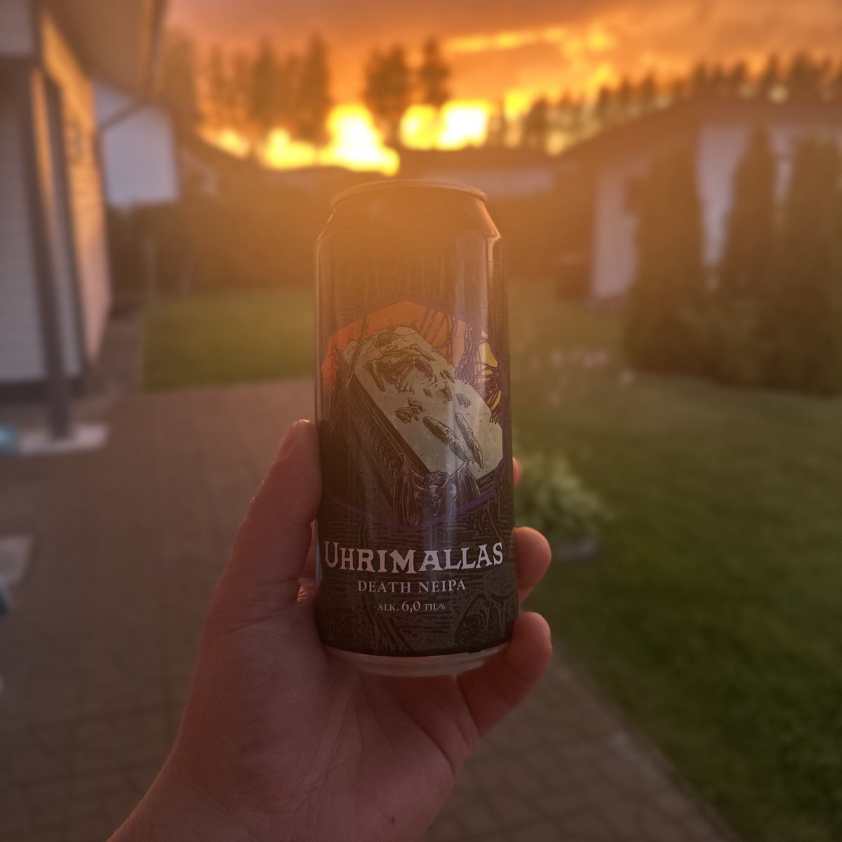 Pitkästä aikaa olutsisältöä. Pimenevät illat on parhautta, niin myös Tujut oluet Lappeenrannasta.