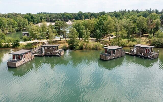 ⚡️🇳🇱🇮🇱JUST IN: Two Israeli tourists were beaten &amp; injured by a 15 year old child at a holiday park in the Netherlands.