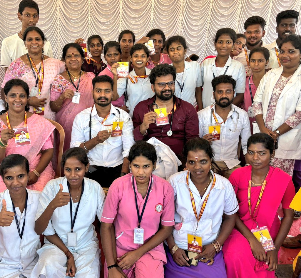 balambbs10's tweet photo. #TVKMaduraiManaadu ..
தீவிர மருத்துவ சிகிச்சை முகாம் 💥💥🩺 camp 1 team squad 💥💥

@drtkprabhu_TVK @TVKPartyHQ 
#TVKVirtualWarriors #ThalapathyVijay𓃵 @BussyAnand https://t.co/L6DKaqKGGw