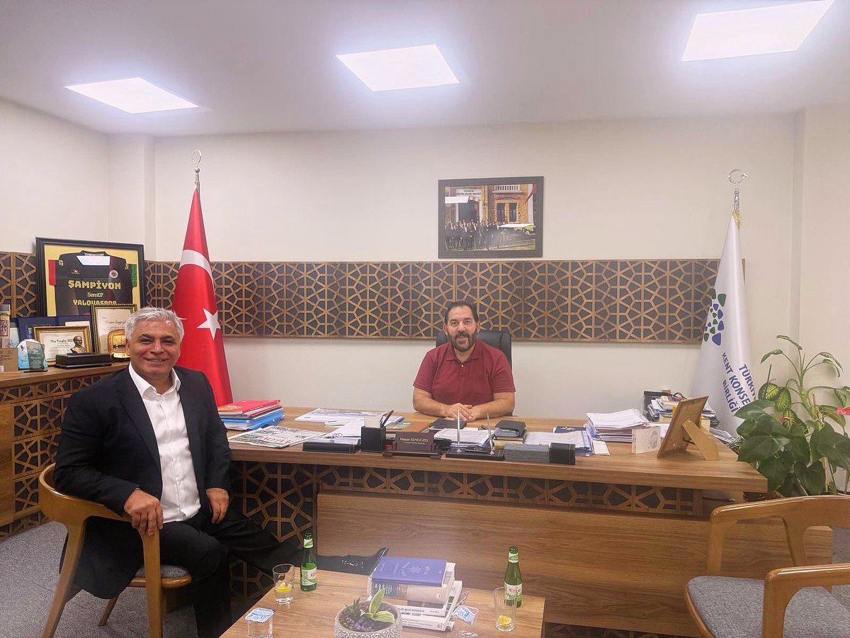 tbesforgtr's tweet photo. MECLİS BAŞKANI SOYGÜZEL’E ZİYARET

Türkiye Bedensel Engelliler Spor Federasyonu Başkanı Alparslan Erkoç, Yalova İl Genel Meclis Başkanı Hasan Soygüzel’i makamında ziyaret etti. https://t.co/ENzMZYORUE