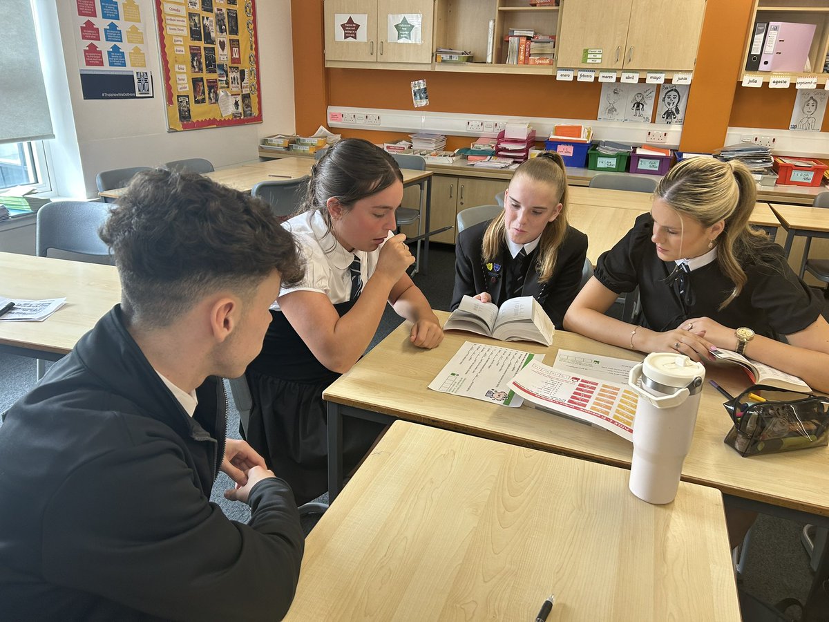 Modern Languages_NDHS tweet media