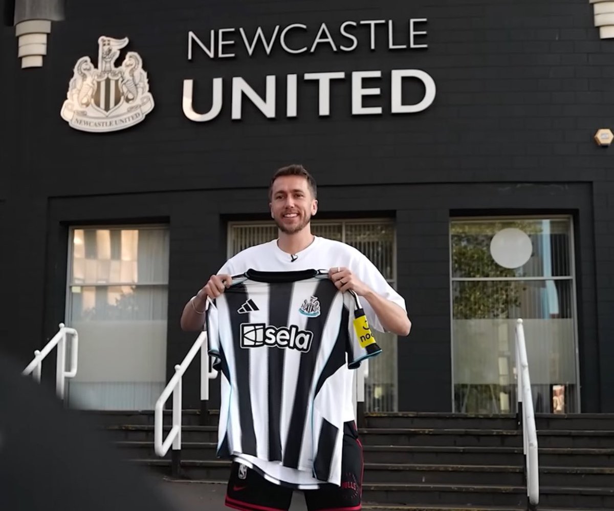 FINALLY SIGNED A STRIKER  #NUFC