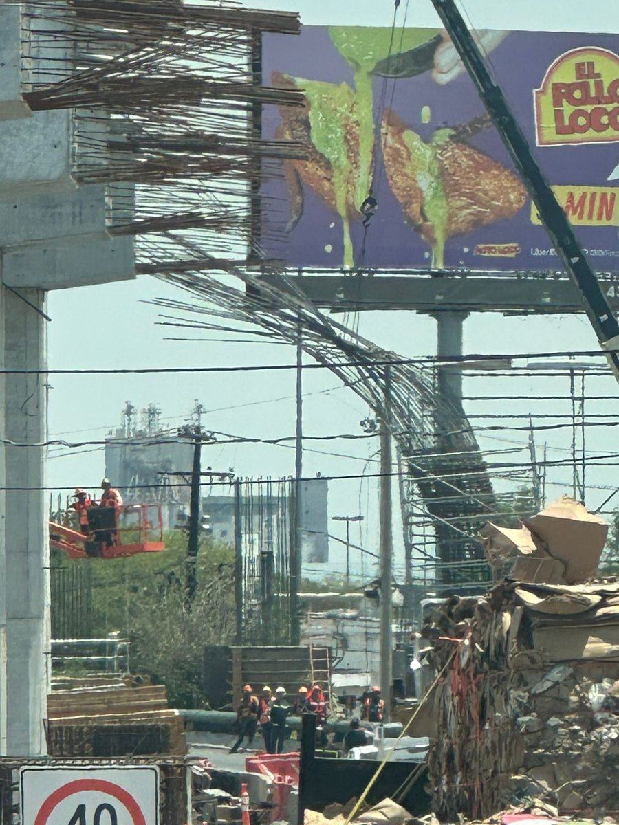 MarceGuajardo78's tweet photo. Miguel Alemán en estos momentos 😱🥴 @Cicmty @telediariomty https://t.co/tTRX77cTI6