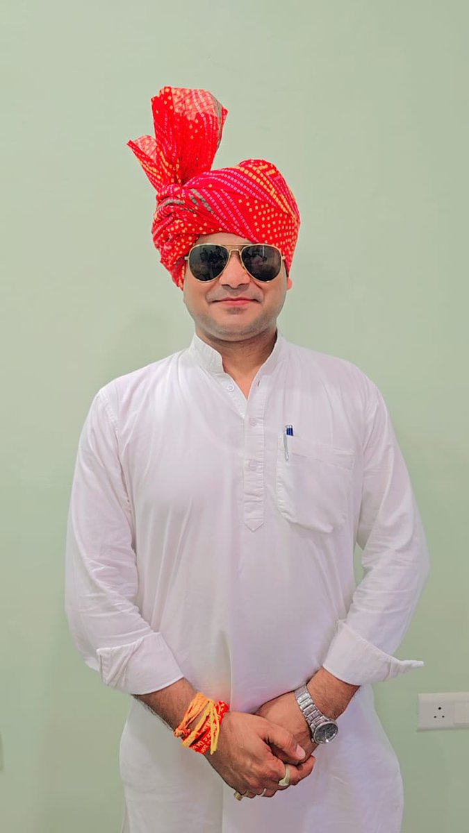 लाडले सचिन भाई को जन्मदिन की बधाई