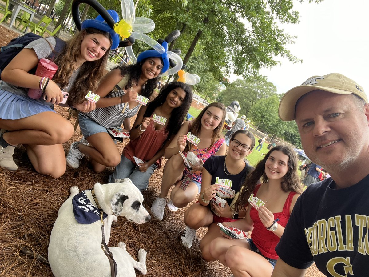 joedom's tweet image. Having fun at @gtalumni  Ramble on the Green with GT Parents with Pups 🐶 #YellowJackets #middleagedgradstudent #georgiatech