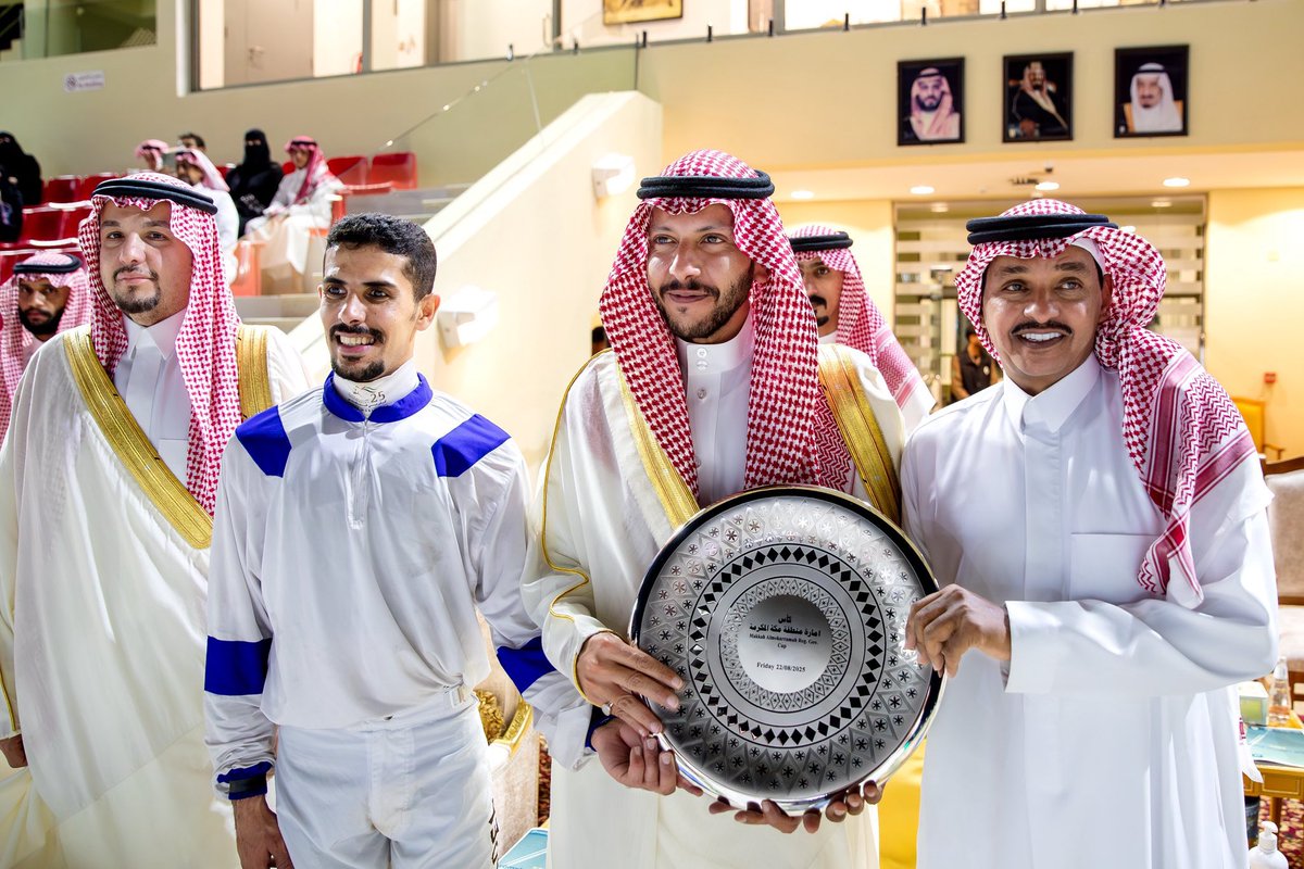 نتقدم بالتهنئة 

للمدرب عبدالعزيز بن رشيد الموسى

لفوزه هذا المساء بميدان الملك خالد بالطائف