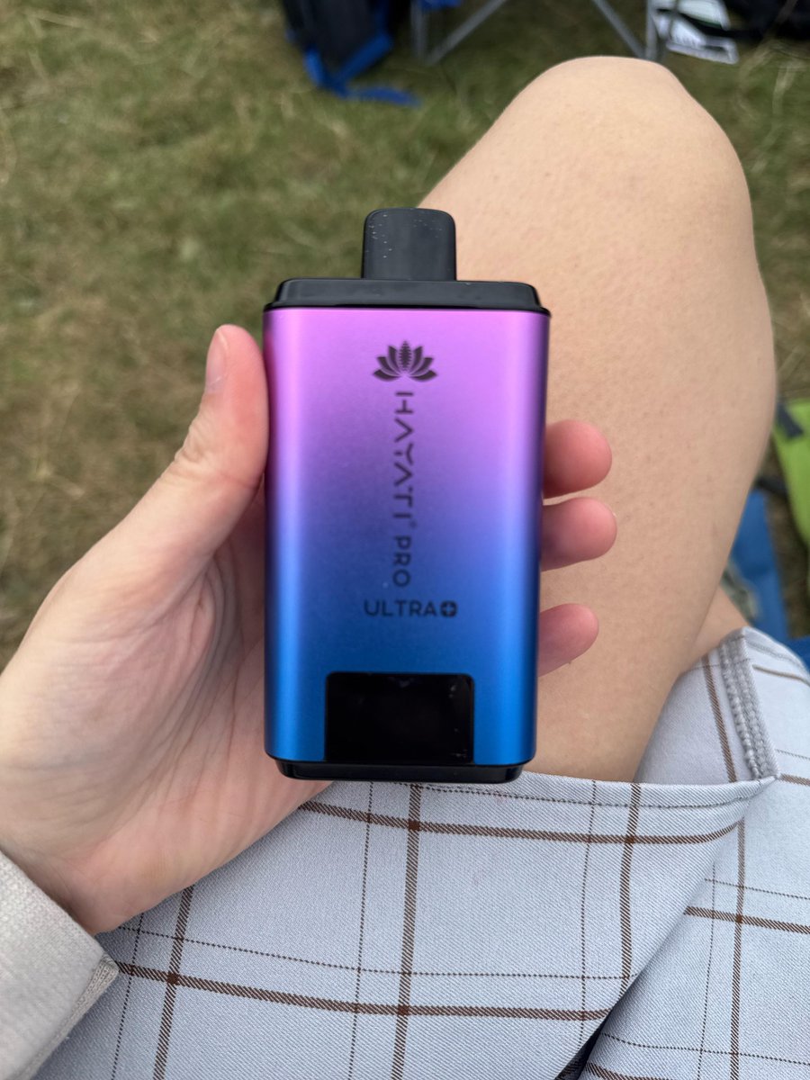 Vapes heaven tweet media