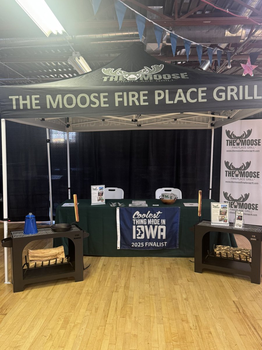 The Moose Fireplace Grill tweet media