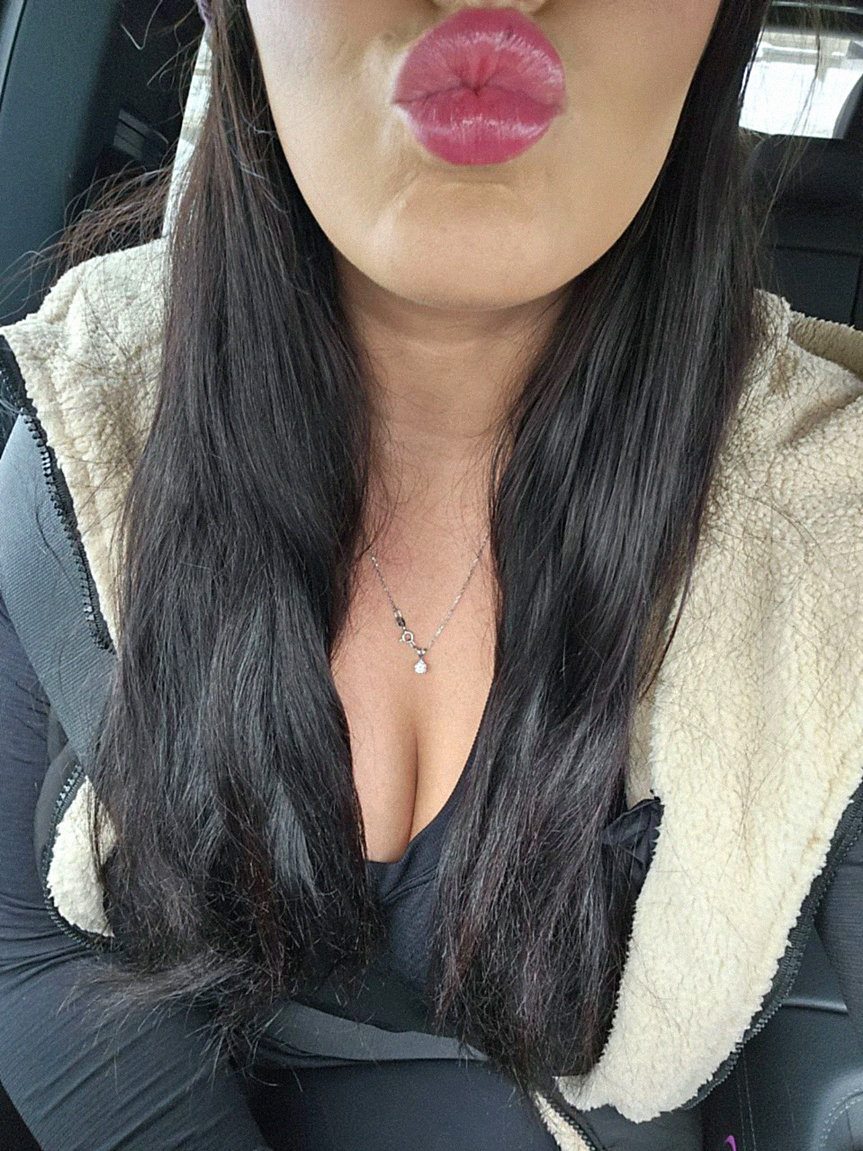 I'll steal your focus with one look and your thoughts with one word
Curves like mine plus sass like this? DM me and risk it lemme  drive u crazy