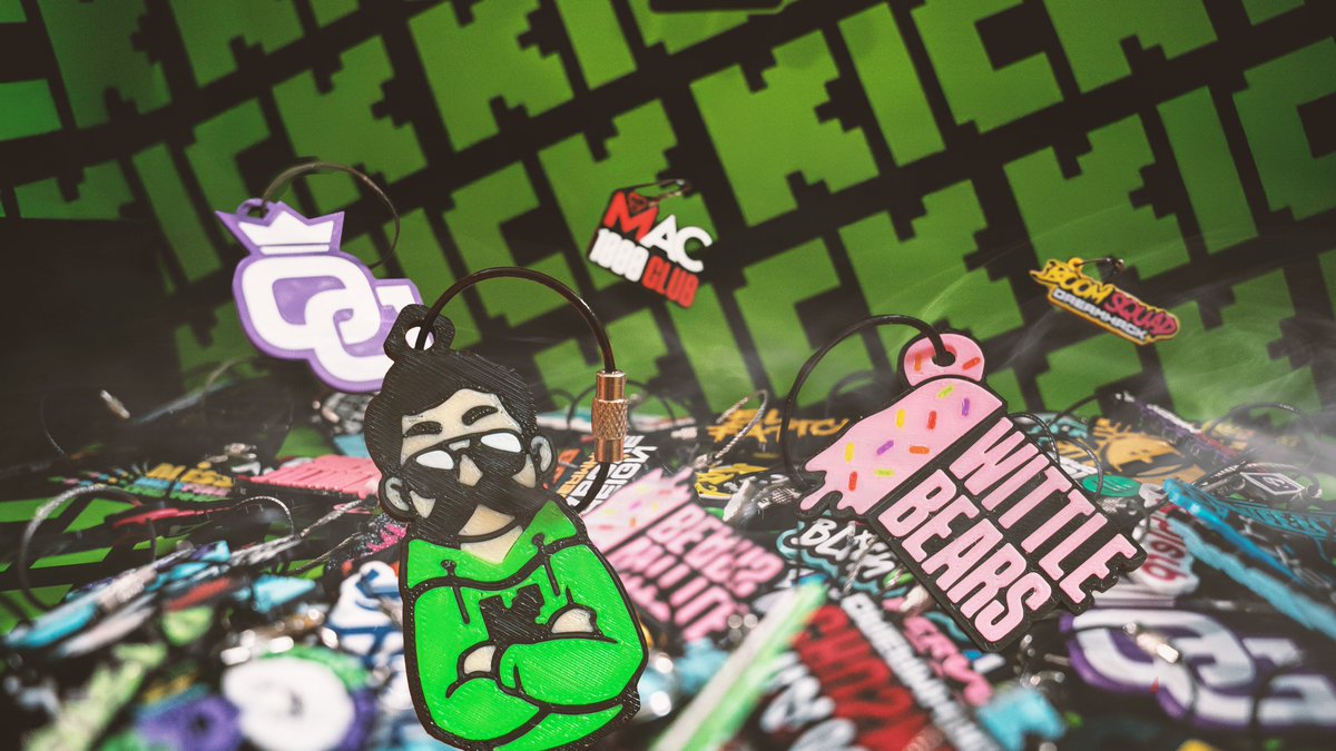 The CEO Milabug, is firing up the printers 🖨️✨ Keychain orders for <a href="/DreamHack/">DreamHack</a>  Atlanta 2025 are now OPEN!

DM "KEYCHAIN" to get started on your custom keychain and design.