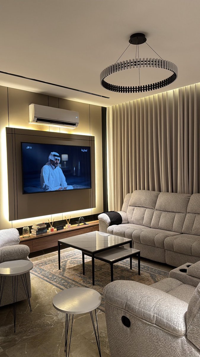 المود هالفترة بودكاست #ذا_قال ..
يازين هالحلقة <a href="/khalid_oun/">خالد عون</a> مقدم و <a href="/Saad3alosh/">سعد علوش</a> الضيف 🔥