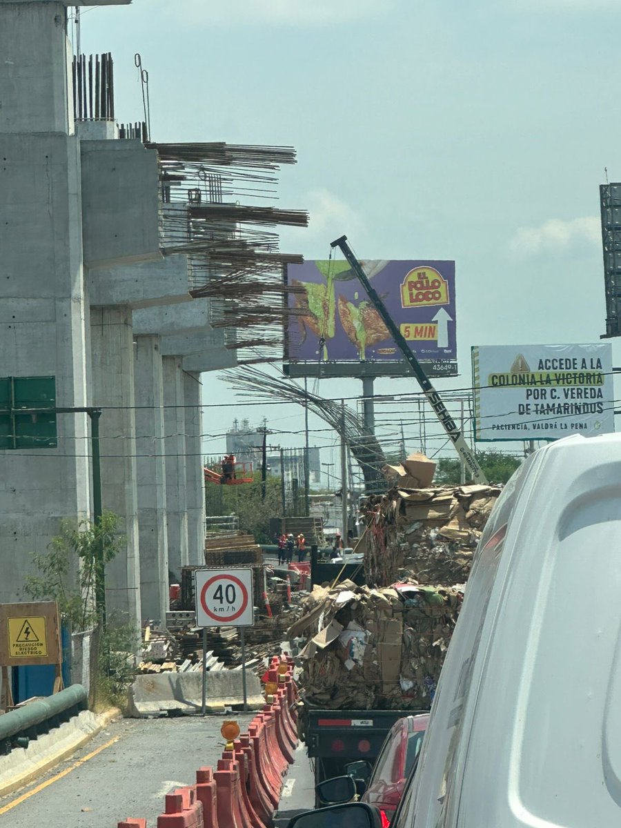 MarceGuajardo78's tweet photo. @Cicmty @telediariomty 
Ave. Miguel Alemán https://t.co/iVfJWWyK4A