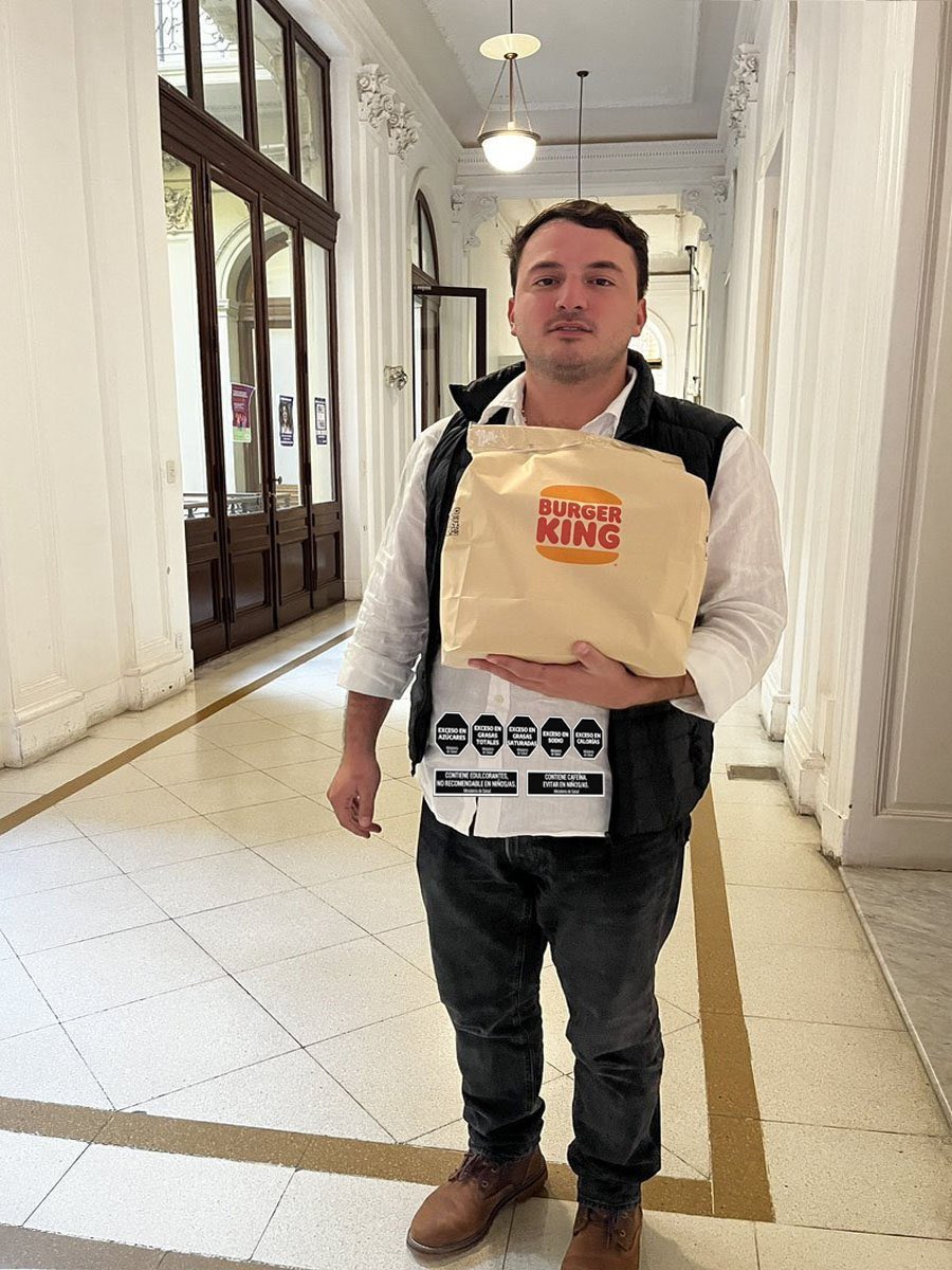 “APARICIÓN CON VIDA”

Por los usuarios preocupados por la desaparición del Gordo Dan y Agustín Romo en medio del escándalo de corrupción de La Libertad Avanza.