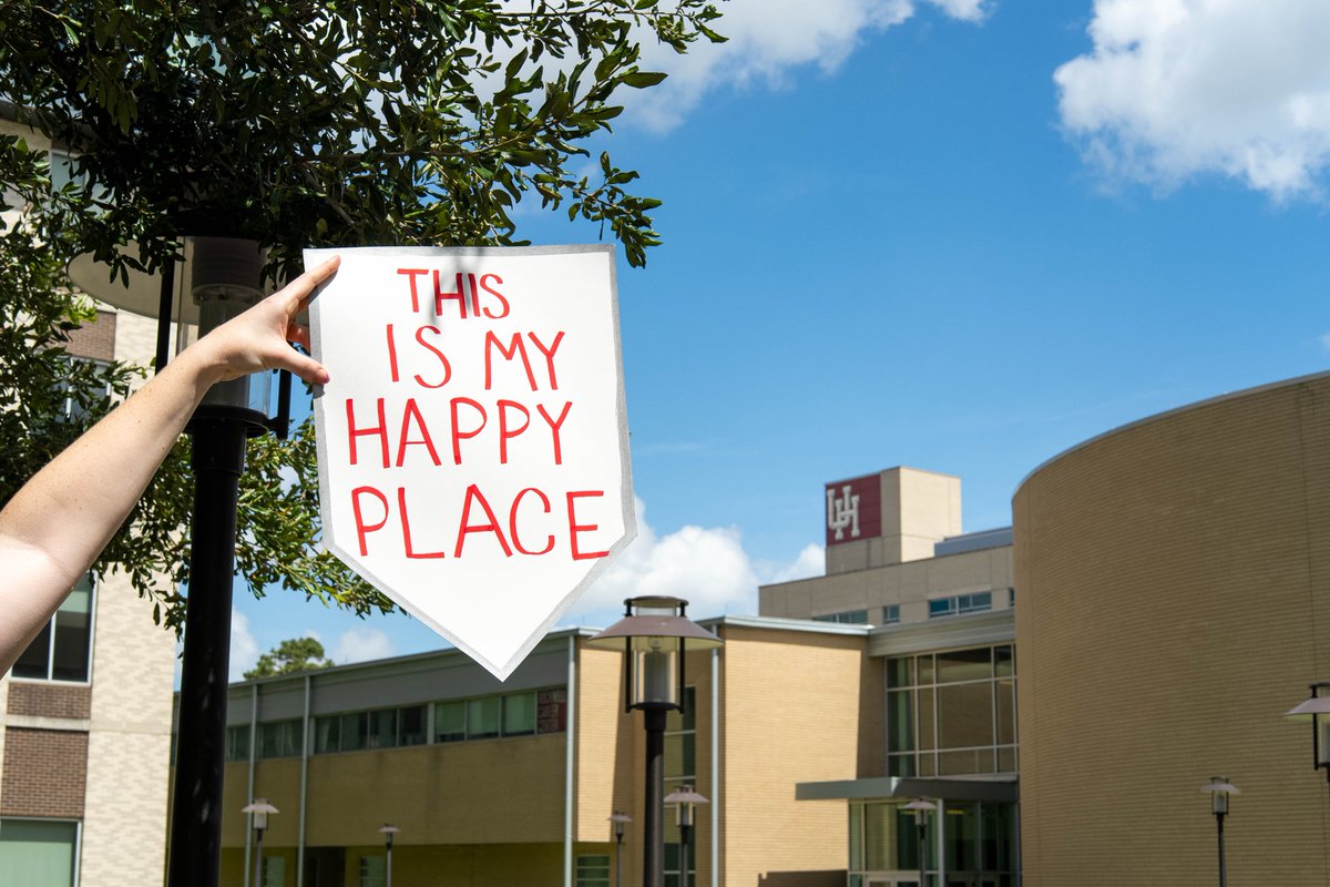 It's giving...#BackToBauer energy. Can't wait to see you on Monday for Fall 2025, #UHBauer!
