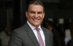 José Serrano afronta denuncias en EE. UU.

El exministro del Interior del correísmo, José Serrano, enfrenta denuncias en Estados Unidos. Su exasesor, Diego Vallejo, presentó un informe de más de 30 páginas ante la Fiscalía del Distrito Sur de Florida, documento que también fue