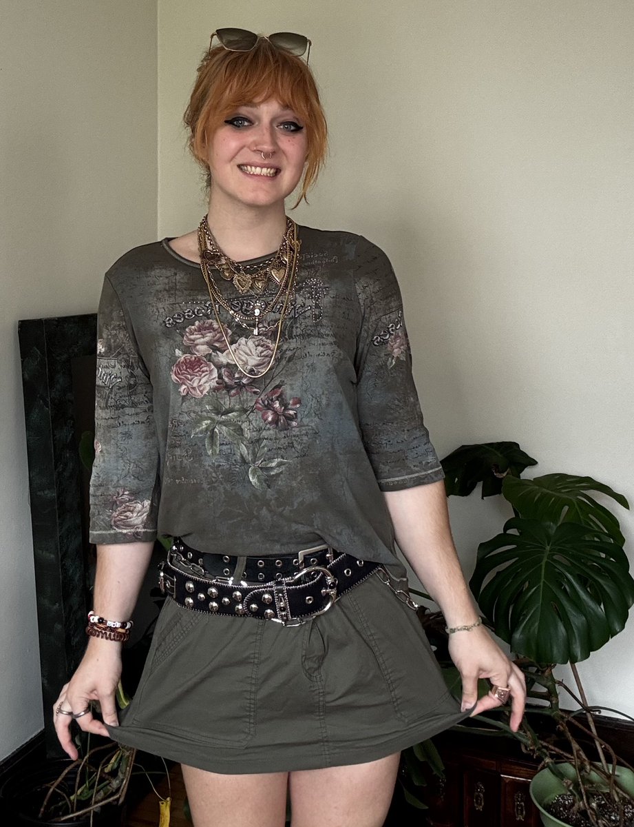 “Your transition failed you just look like a grungy pothead skater girl” yes, that was always the plan, glad you noticed